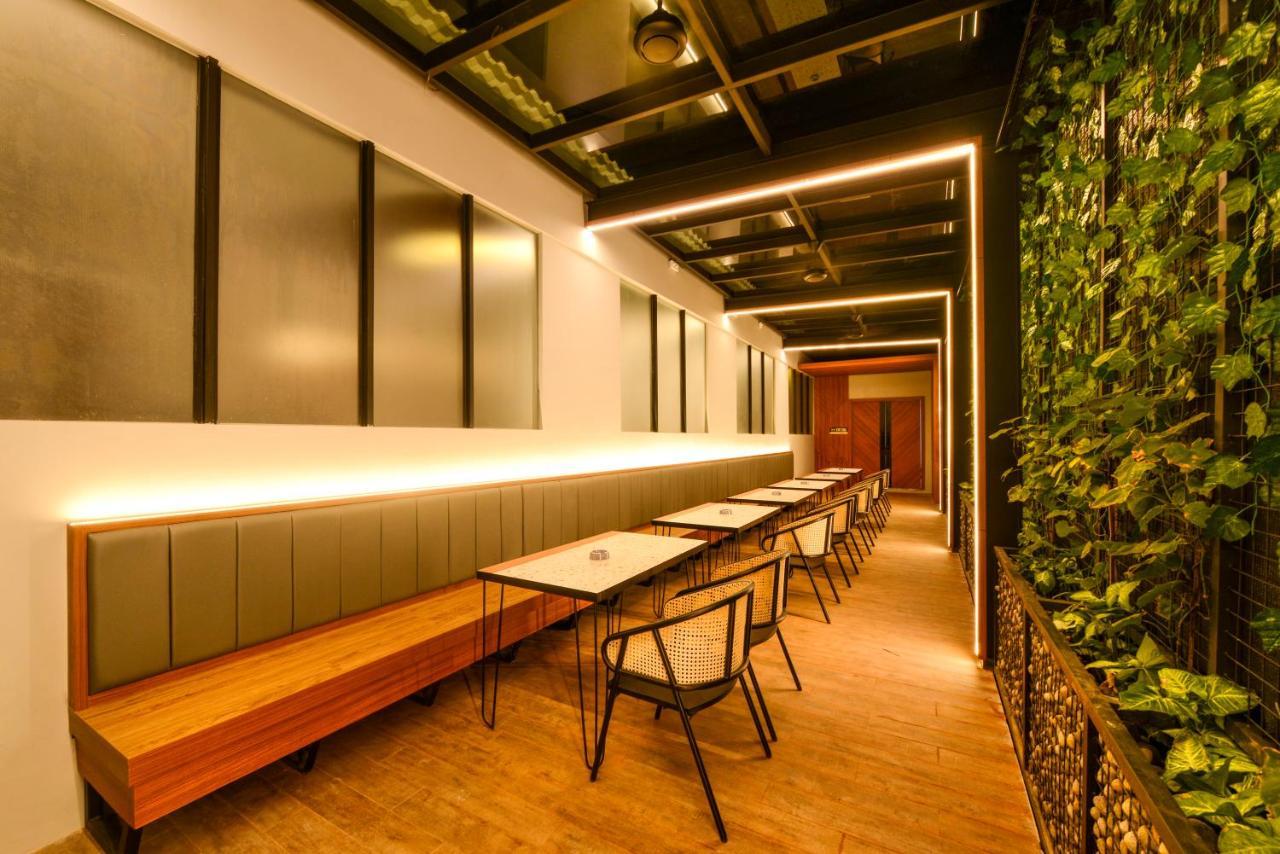 Nata Azana Hotel Solo ภายนอก รูปภาพ
