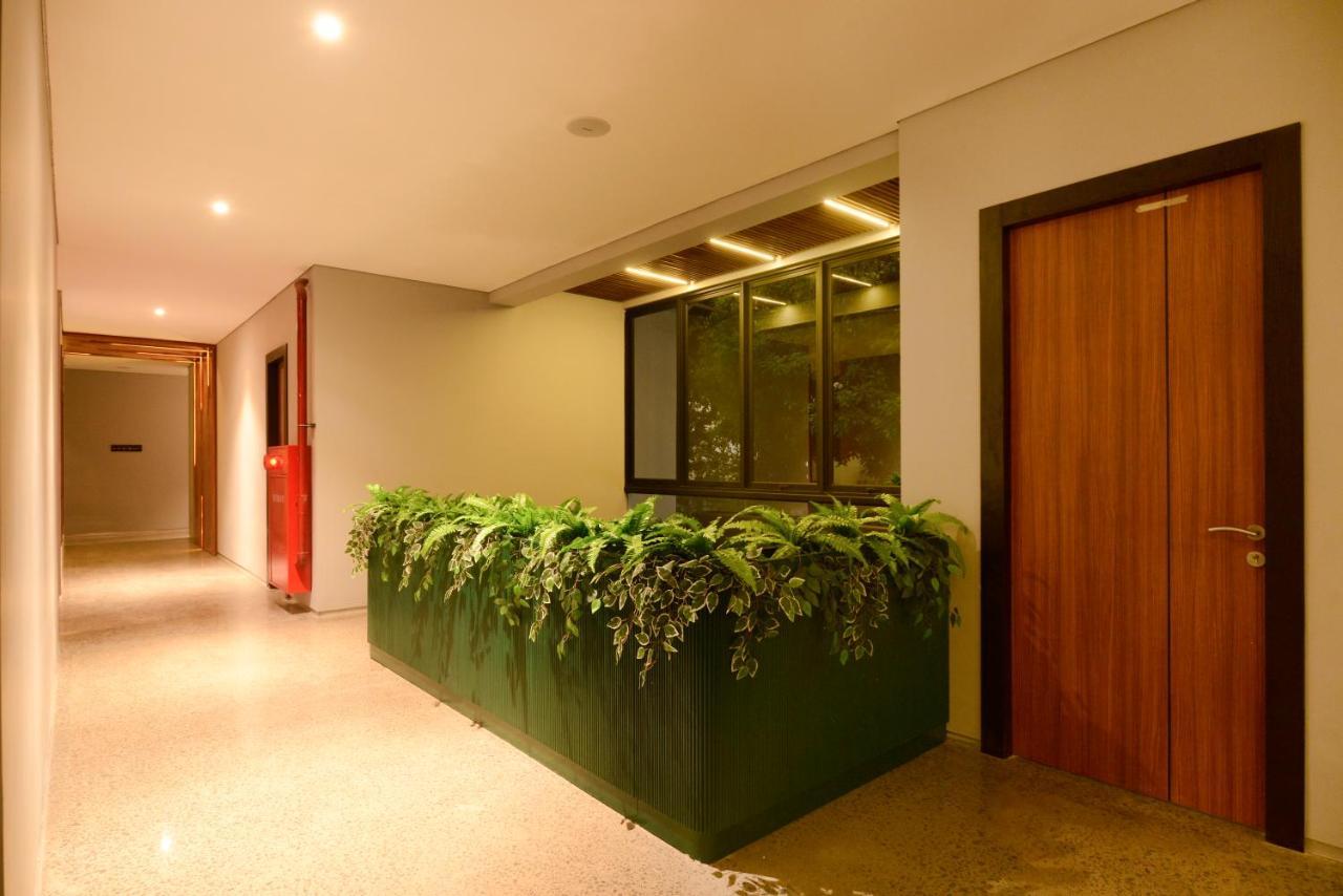 Nata Azana Hotel Solo ภายนอก รูปภาพ