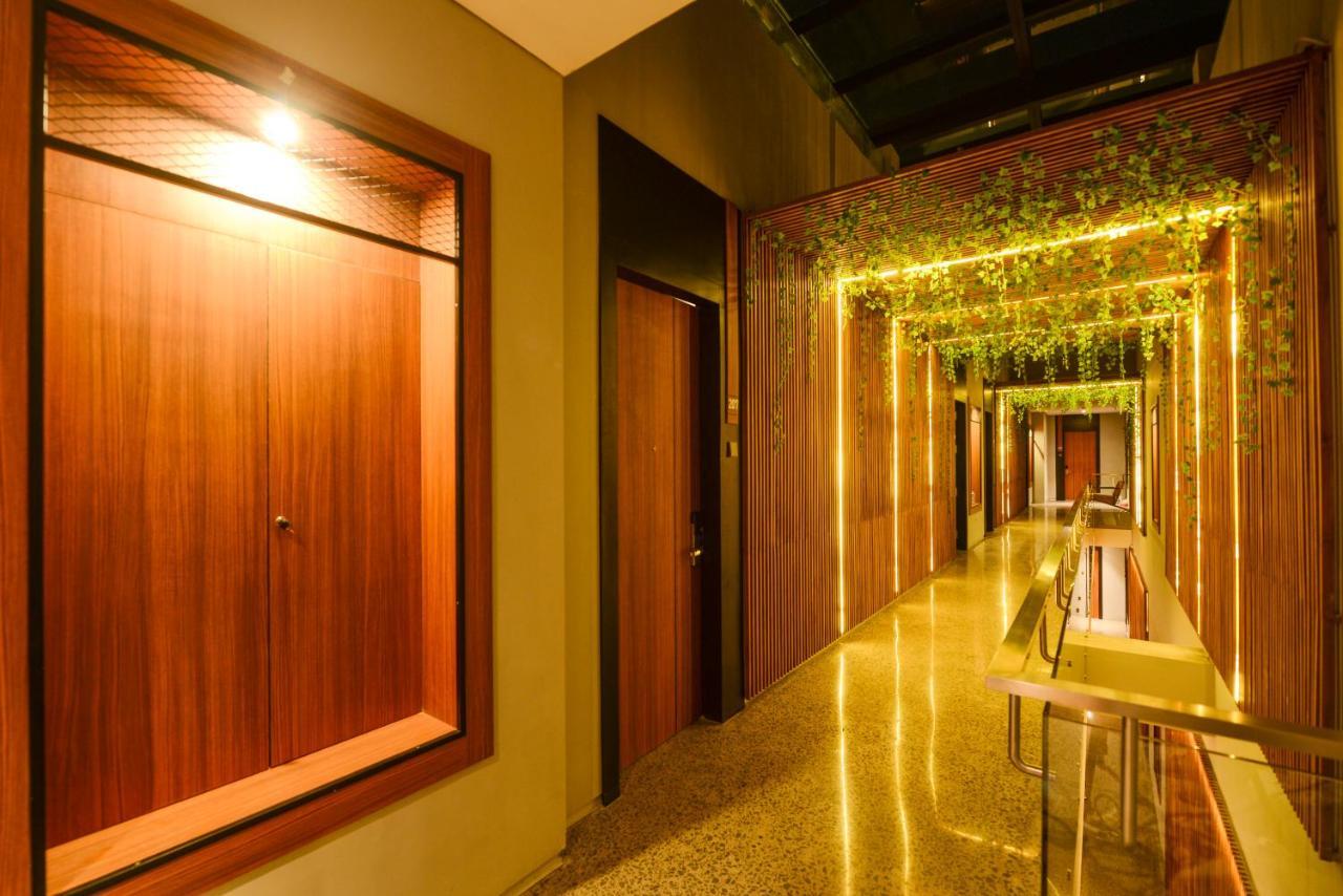 Nata Azana Hotel Solo ภายนอก รูปภาพ