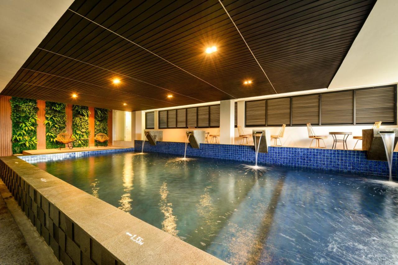 Nata Azana Hotel Solo ภายนอก รูปภาพ